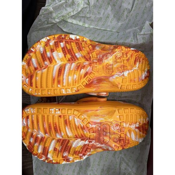 Crocs x Honey Nut Cherrios Classic Clog Sandal Junior 5 Womens 7 NEW NIB - Picture 3 of 6